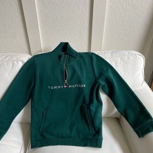 womens TOMMY HILFIGER crew neck